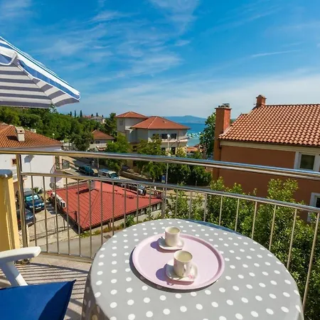 Studio In Xvii Apartman Crikvenica
