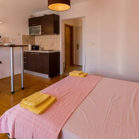 Studio In Xvii * Crikvenica